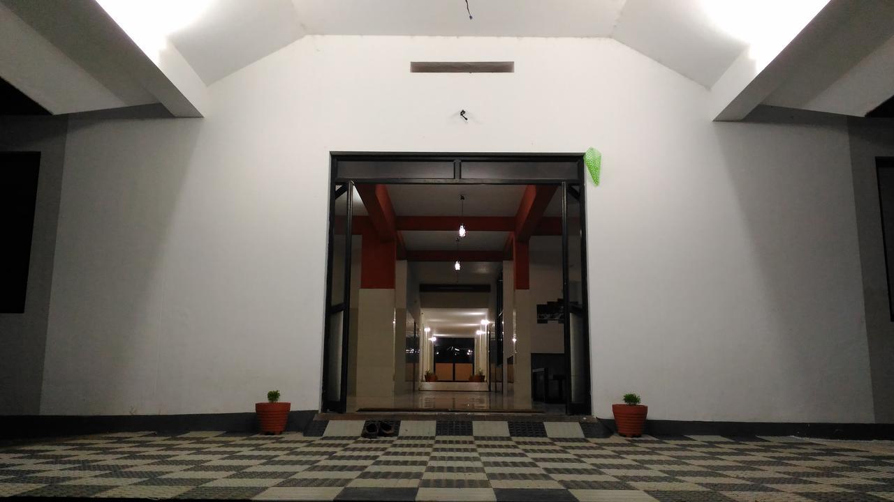 Dhoni Castle Hotell Palakkad Eksteriør bilde